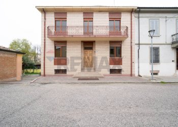 Edificio all\'aperto - Villa a Schiera Via Gherli
 
4, Guastalla - foto 94