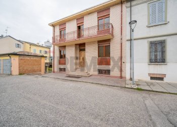 Edificio all\'aperto - Villa a Schiera Via Gherli
 
4, Guastalla - foto 96