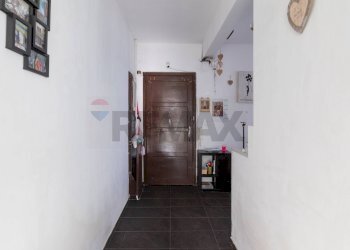 Hall / corridoio - Bilocale Via Giusti
 
10, Trieste - foto 8