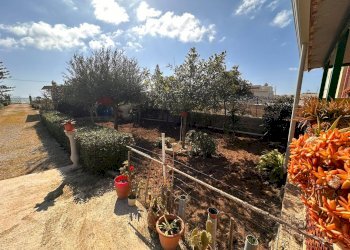 Giardino - Villa Contrada Guardiana
 
SnC, Portopalo di Capo Passero - photo 24