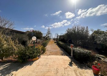 Giardino - Villa Contrada Guardiana
 
SnC, Portopalo di Capo Passero - photo 36