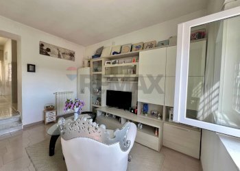 Soggiorno - Quadrilocale Via Santianni
 
20/A, Vairano Patenora - foto 4