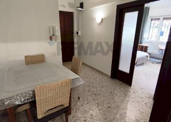 Sala da pranzo - Trilocale Via dell'Epomeo
 
481, Napoli - foto 5