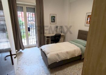 Camera / camera da letto - Trilocale Via dell'Epomeo
 
481, Napoli - foto 14