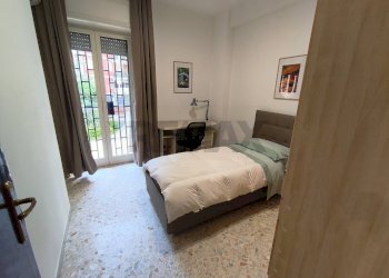 Camera / camera da letto - Trilocale Via dell'Epomeo
 
481, Napoli - foto 15