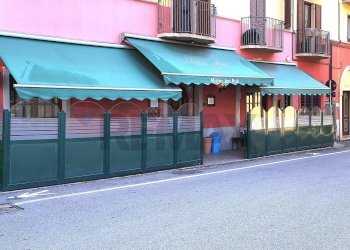 Edificio all\'aperto - Bar Tavola Calda - Fredda Via Ponte Botta
 
18, Sedrina - foto 13