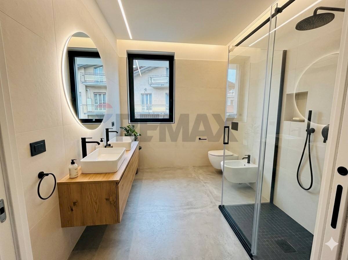 Bagno - Appartamento Via Roma, Darfo Boario Terme - foto 2