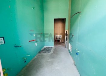 Stanza vuota - Two-room apartment Via Roma, Darfo Boario Terme - photo 10