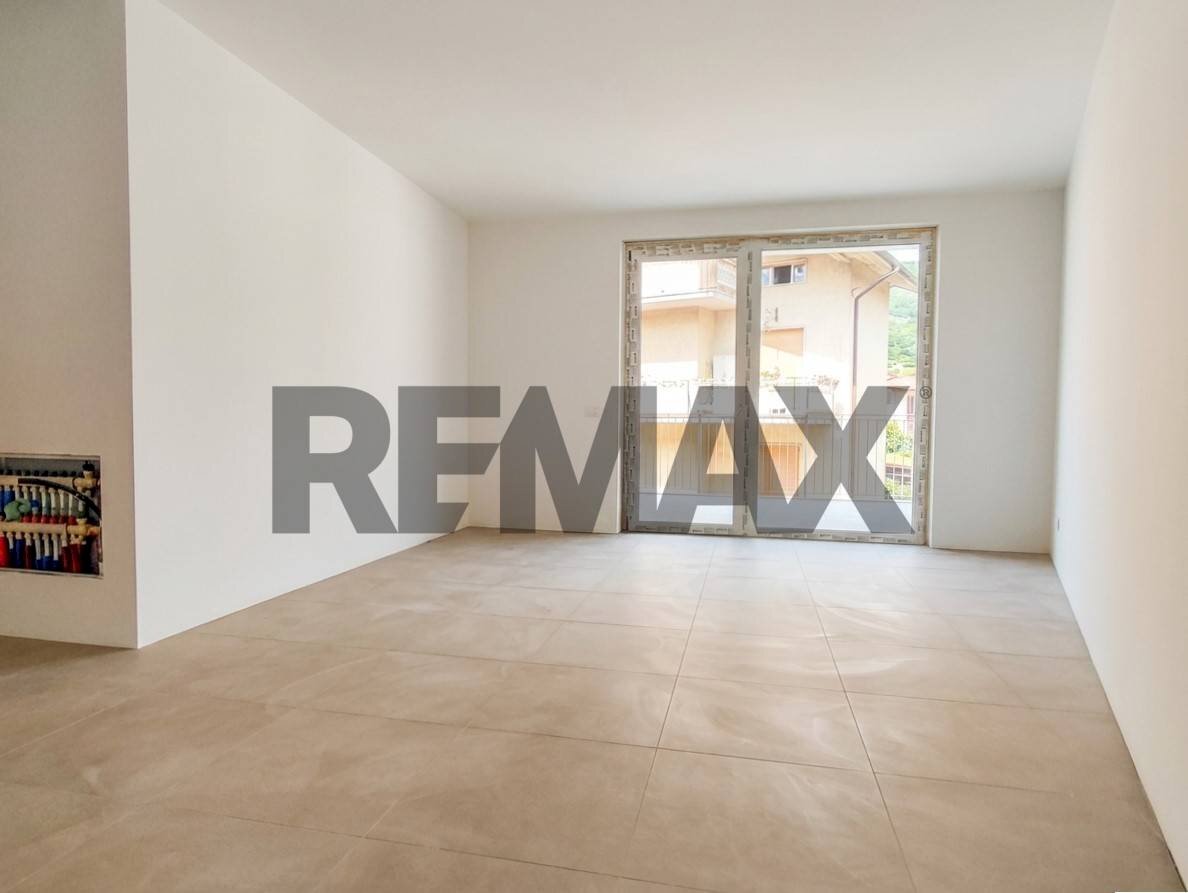 Stanza vuota - Two-room apartment Via Roma
5, Darfo Boario Terme - photo 2