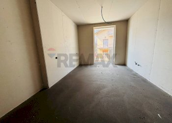 Stanza vuota - Two-room apartment Via Roma, Darfo Boario Terme - photo 10