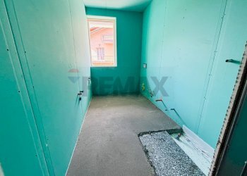 Stanza vuota - Two-room apartment Via Roma, Darfo Boario Terme - photo 12