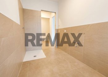 Bagno - Bilocale Via Roma
 
5, Darfo Boario Terme - foto 6