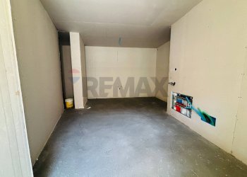 Stanza vuota - Two-room apartment Via Roma, Darfo Boario Terme - photo 4