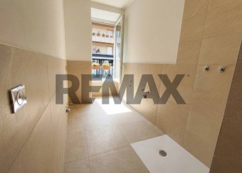 Bagno - Bilocale Via Roma
 
5, Darfo Boario Terme - foto 2
