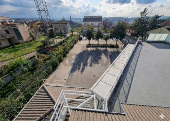 Piscina - Stabile - Palazzo VIA PERRUNA
 
152, Tollo - foto 17