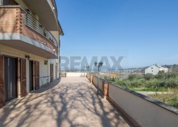 Terrazza - Appartamento CONTRADA COLLEMARINO, Miglianico - foto 1