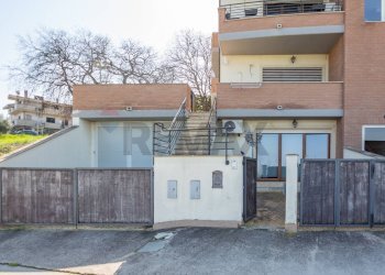 Edificio all\'aperto - Appartamento CONTRADA COLLEMARINO, Miglianico - foto 21