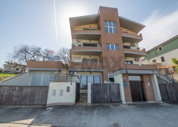 Edificio all\'aperto - Appartamento CONTRADA COLLEMARINO, Miglianico - foto 22