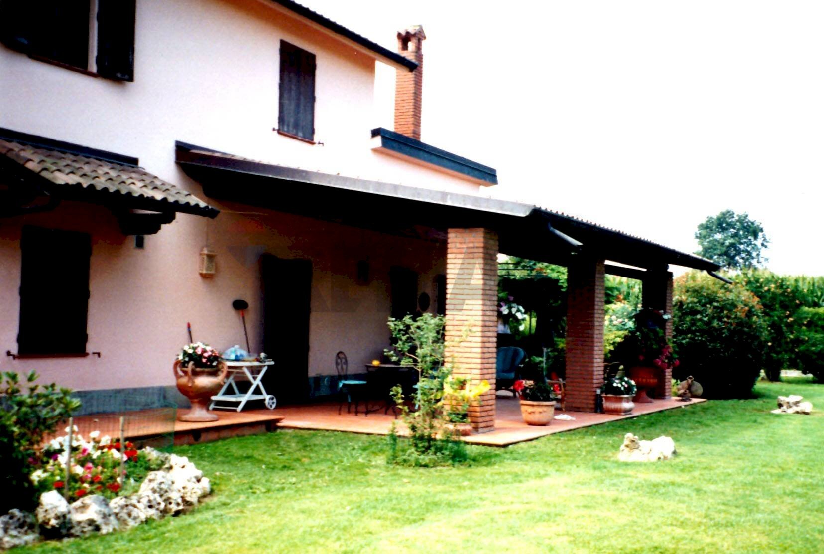 Casa all\'aperto - Villa frazione Pantiara
 
2, Borghetto Lodigiano - photo 1
