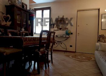 Sala da pranzo - Terraced Villa Via Carlo emilio Aschieri
 
40, Pavia - photo 7