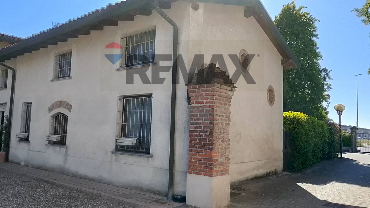 Casa all\'aperto - Villa a Schiera Via Carlo emilio aschieri
 
40, Pavia - foto 1