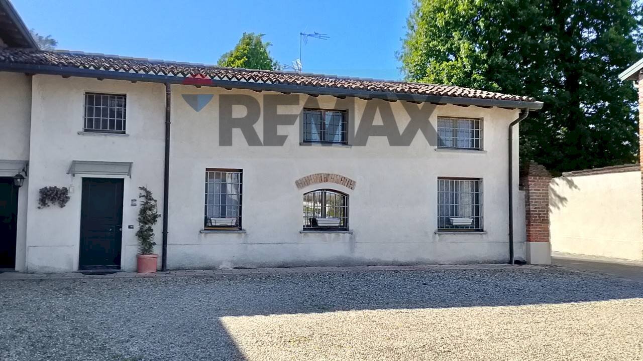 Casa all\'aperto - Villa a Schiera Via Carlo emilio aschieri
 
40, Pavia - foto 3