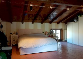 Camera / camera da letto - Terraced Villa Via Carlo emilio aschieri
 
40, Pavia - photo 28