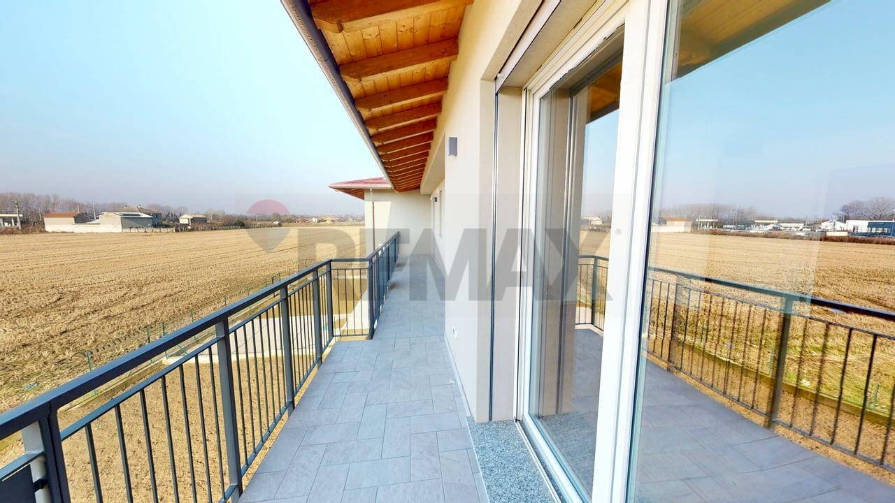 Balcone - Trilocale VIA BARSANTI
 
43B, Cava Manara - foto 1