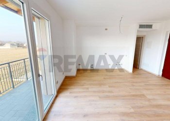 Stanza vuota - Trilocale VIA BARSANTI
 
43B, Cava Manara - foto 8