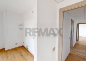 Hall / corridoio - Trilocale VIA BARSANTI
 
43B, Cava Manara - foto 10