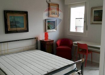 Camera / camera da letto - Trilocale Viale Maria Luigia
37, Salsomaggiore Terme - foto 8