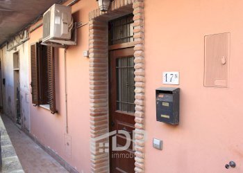 Foto 4 - Bilocale Via Fiume
 
17N, Palombara Sabina - foto 4