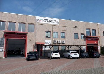 Foto 1 - Capannone via Ferdinando Santi
 
1/1, Nichelino - foto 1