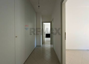 Hall / corridoio - Trilocale Via Crispatzu
 
6/B, Sassari - foto 11