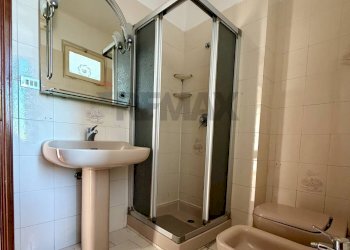 Bagno - Three-room apartment Via Toscana
 
9, Vigevano - photo 20