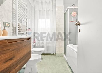 Bagno - Quadrilocale VIA GORLETTA
 
1, Busto Arsizio - foto 11