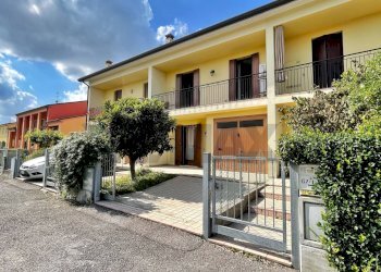 Casa all\'aperto - Villa a Schiera Santa Maria di Sala - foto 2