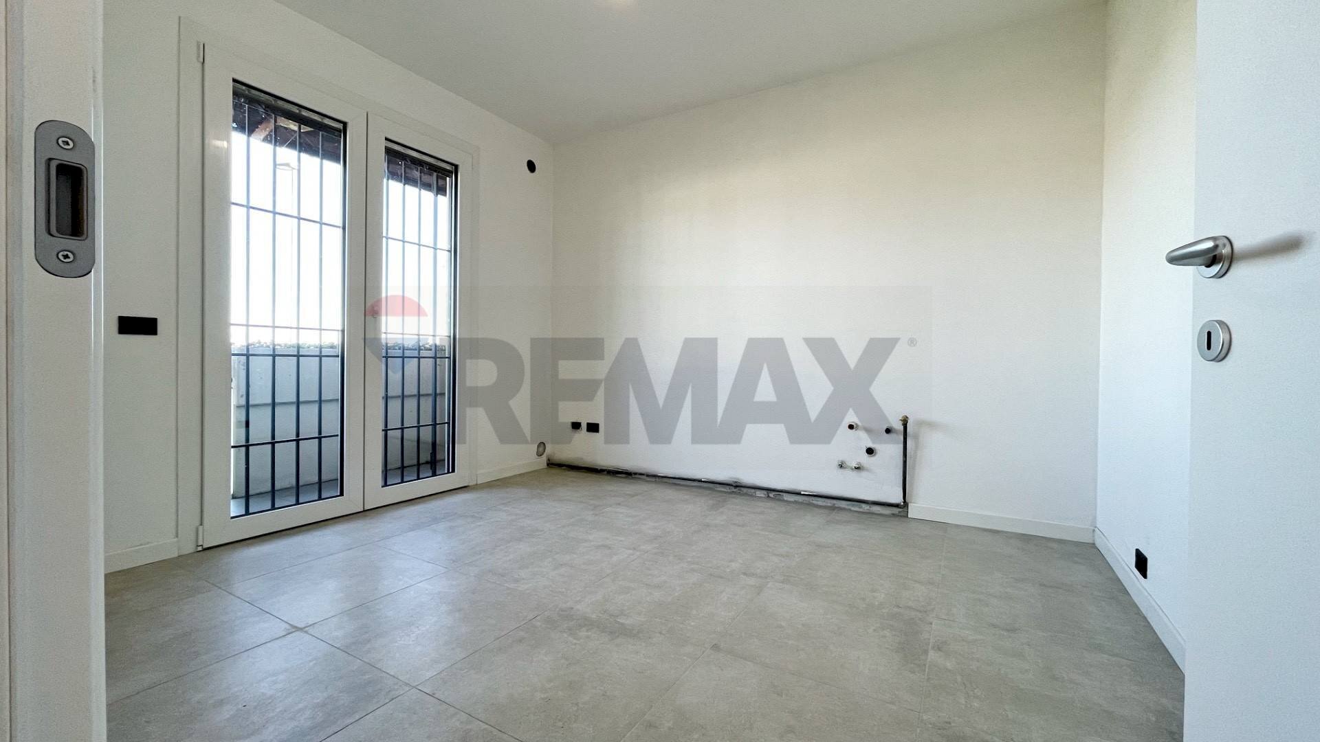 Stanza vuota - Villa a Schiera Vigonovo - foto 3