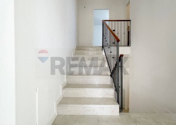 Scale - Villa a Schiera Vigonovo - foto 8