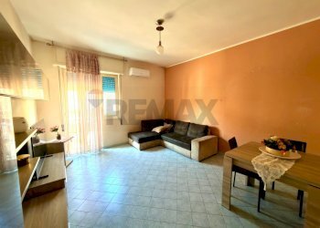 Sala da pranzo - Trilocale Via Gennaro Marciano
 
4, Napoli - foto 4