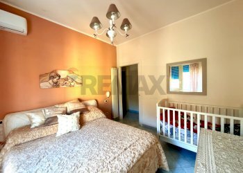 Camera / camera da letto - Trilocale Via Gennaro Marciano
 
4, Napoli - foto 11