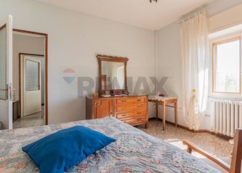 Camera / camera da letto - Casa semi indipendente Strada della Villa
 
48, Tizzano Val Parma - foto 20