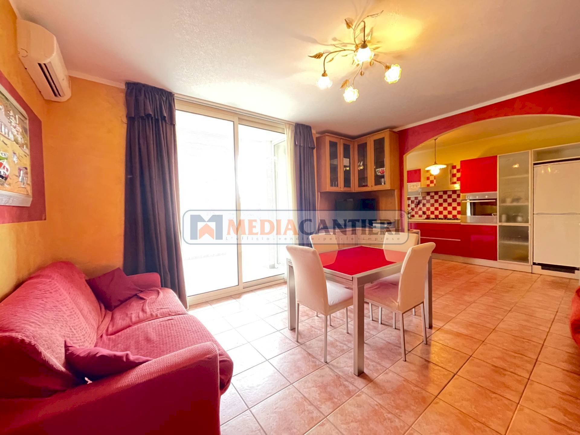 Foto 2 - Quadrilocale VIA PASQUALE CELOMMI
 
11/10, Pescara - foto 2