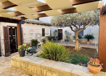 Giardino - Villa Via Caitina
 
42, Modica - foto 1