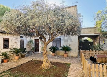 Casa all\'aperto - Villa Via Caitina
 
42, Modica - foto 4