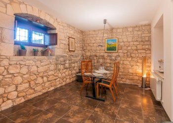 Sala da pranzo - Villa Via Caitina
 
42, Modica - foto 29