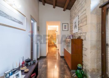 Hall / corridoio - Villa Via Caitina
 
42, Modica - foto 38