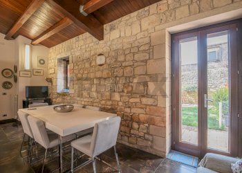 Sala da pranzo - Villa Via Caitina
 
42, Modica - foto 45