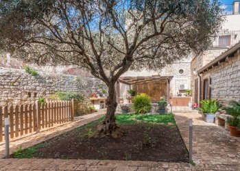 Giardino - Villa Via Caitina
 
42, Modica - foto 67