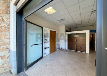 Hall / corridoio - Locale Commerciale Via Antonello Gagini
 
46, Ragusa - foto 6